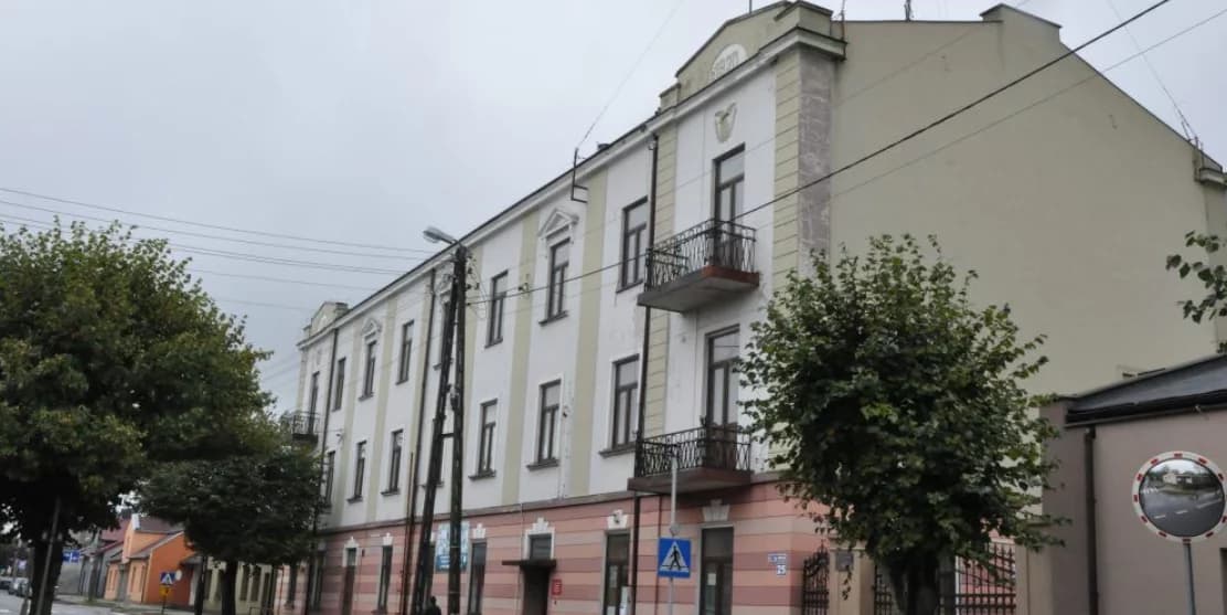 Dawna szkoła zyska nowe życie. Powstanie Centrum Aktywności Lokalnej za ponad 21 mln zł