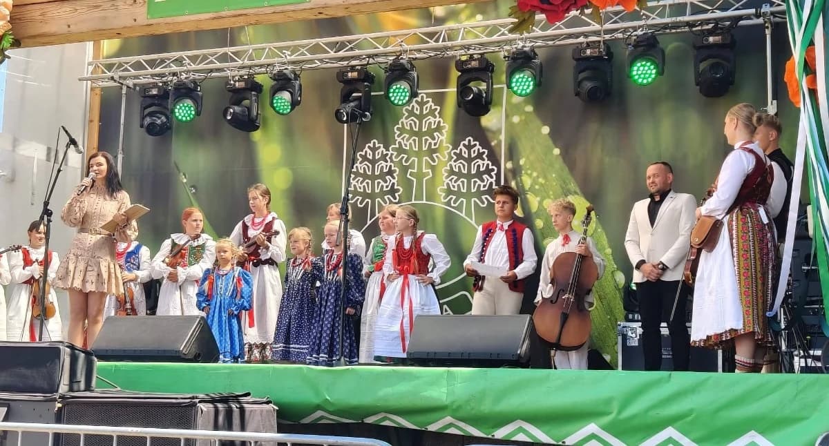 Delegacja z Gminy Świnna na Dniach Gminy R…