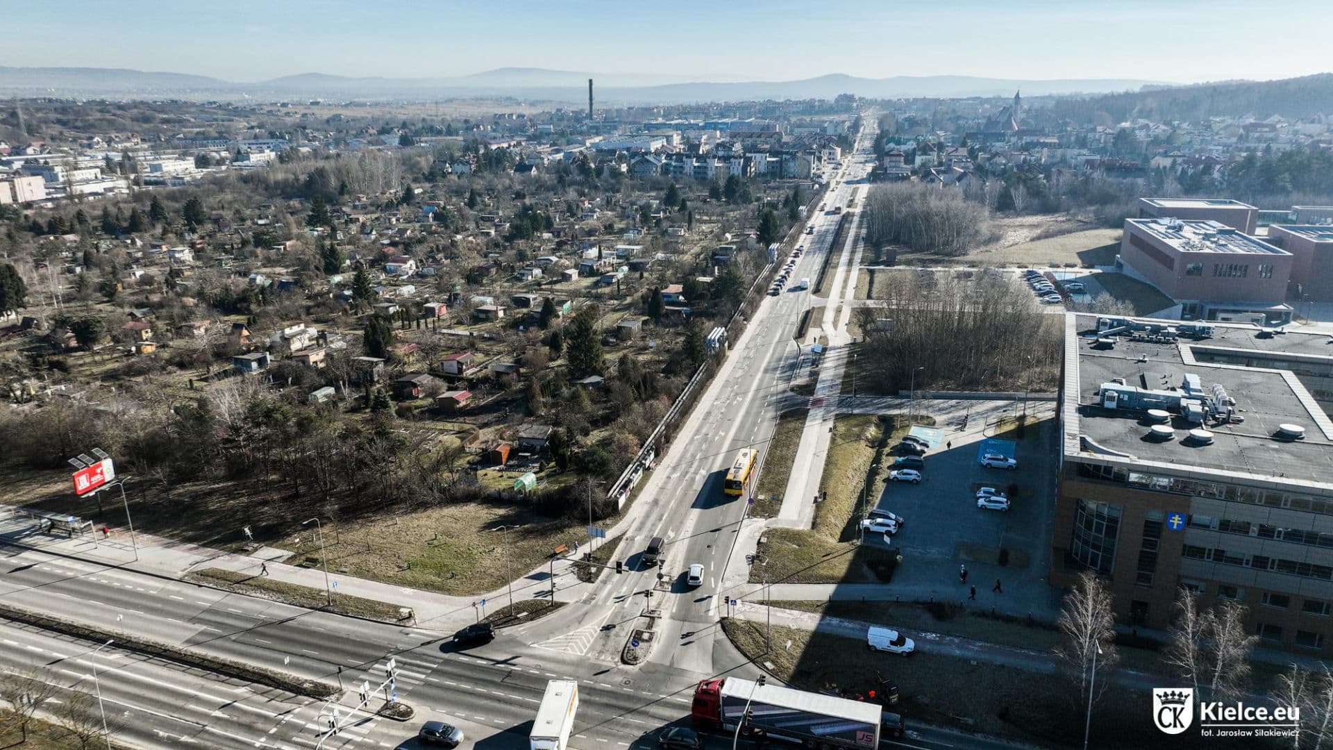 Drogowy paraliż czy konieczna zmiana? Od poniedziałku potężne zmiany w ruchu na ważnej ulicy w Kielcach!