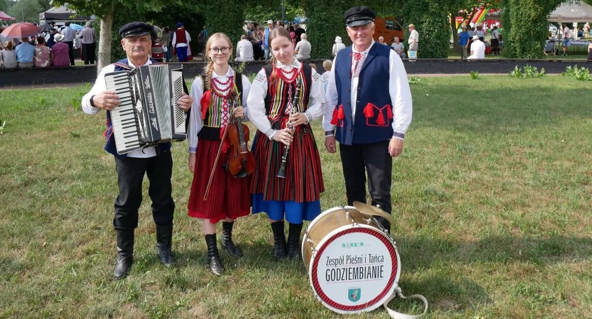 Dwa złote medale dla Gminy Pawłów! Folklorystyczny triumf Godziembian!