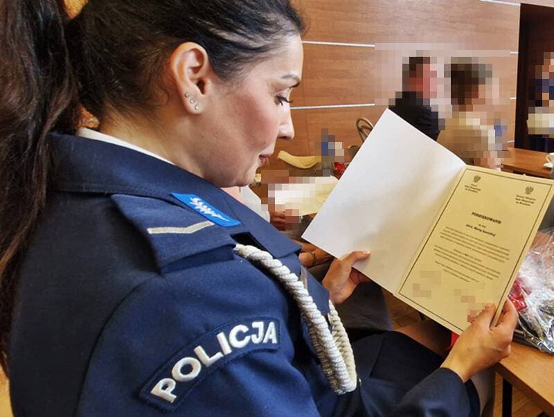 Dzielnicowa z Miękini wyróżniona za profesjonalizm – podziękowania od mieszkańca i sądu