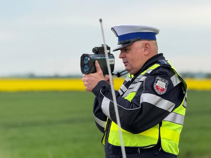 Dziś wzmożone kontrole na drogach powiatu jaworskiego. Policja sprawdza prędkość i uprawnienia kierowców