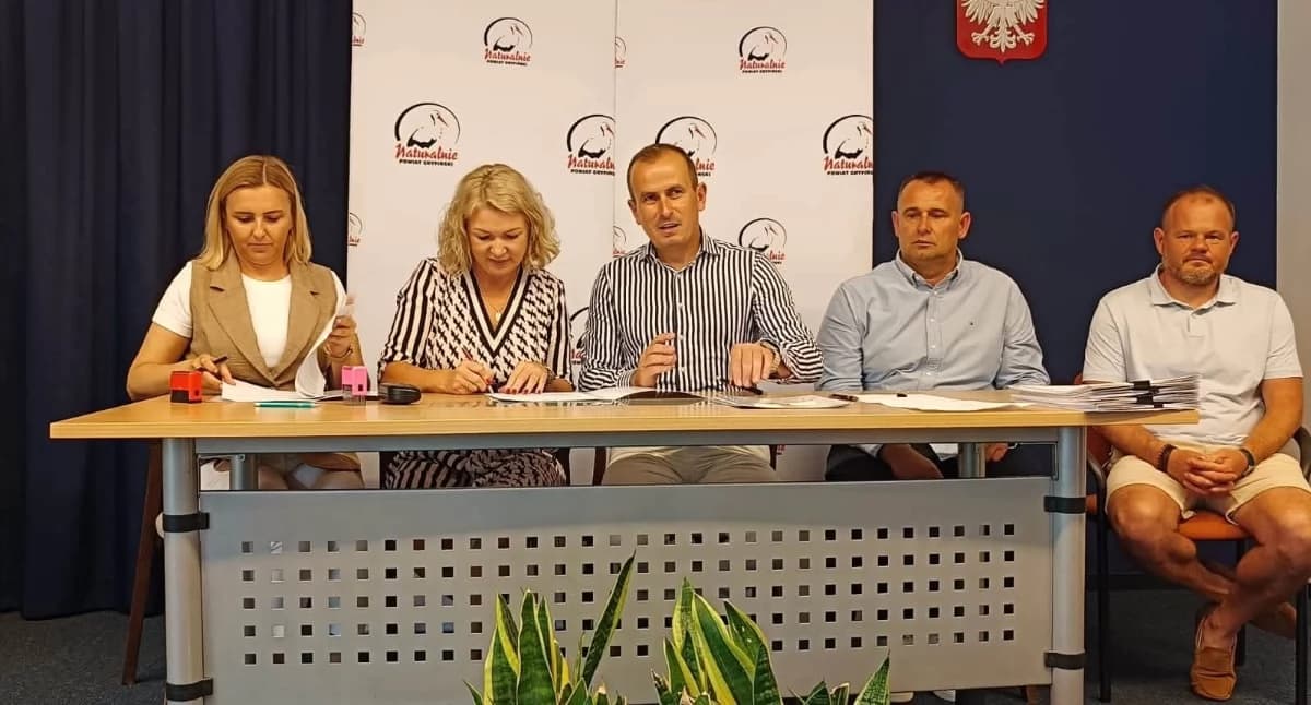 Dzisiaj Kolejne granty sołeckie w rękach mieszkańc…
