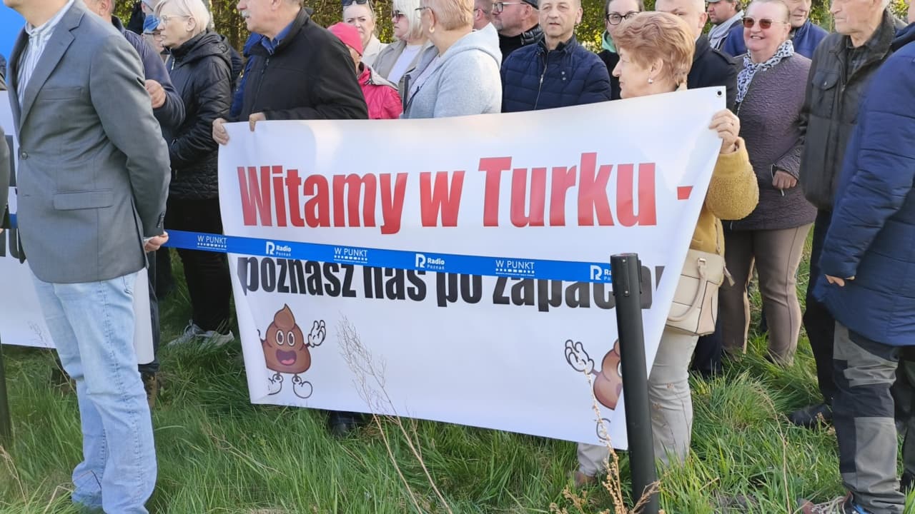 Firma przeprosiła za smród. Mieszkańcy: "Nic się nie zmieniło" TUREK