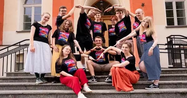 Fundacja Świętego Mikołaja zaprasza na letnią szkołę Młodych Liderów. Sprawczość i...