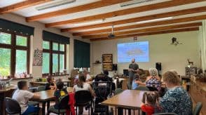 Grupa wsparcia dla rodzin zastępczych spotkała się w Centrum Edukacji Ekologicznej
