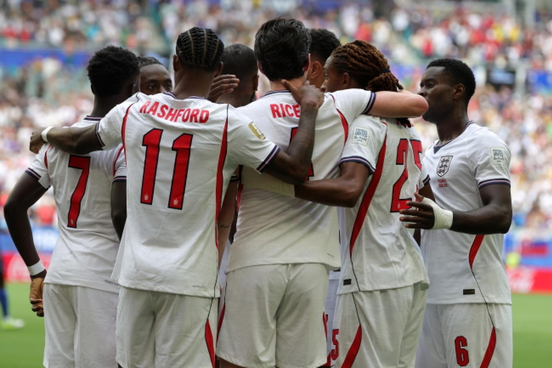 Historyczny dreszczowiec w Miami. Anglia z brązem, rekord Mbappé i pożegnanie Deschampsa