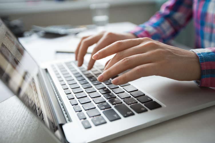 Ile kosztuje strona internetowa dla małej firmy w 2026 roku? Poradnik dla przedsiębiorców z Ząbek i powiatu wołomińskiego