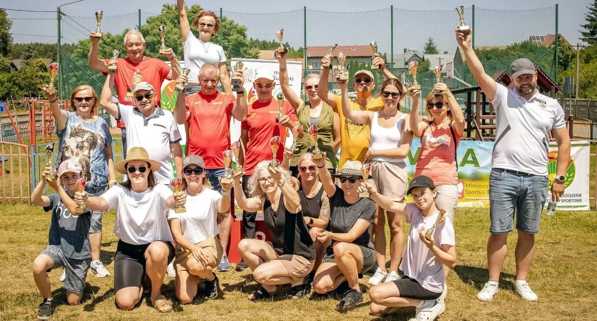 Impreza sportowo-rekreacyjna w Nidzie z udziałem reprezentacji Fałkowa