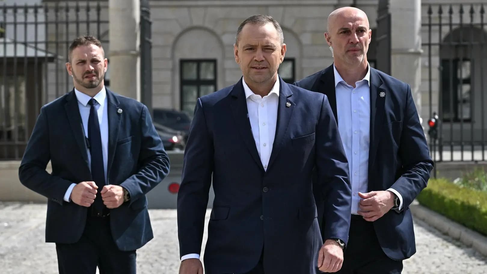 Incydent przed Pałacem Prezydenckim. Zatrzymali mężczyznę