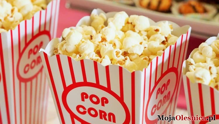 Iniemamocni oraz Agentka, czyli darmowe kino i popcorn w oleśnickiej parafii