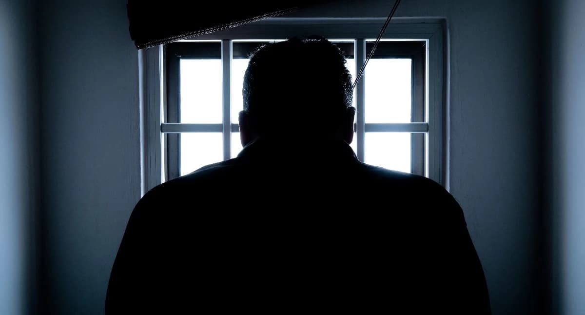 Jan G. z Legnicy musi spędzić w więzieniu 20 lat. Bo zamiast jednego procesu miał dwa?