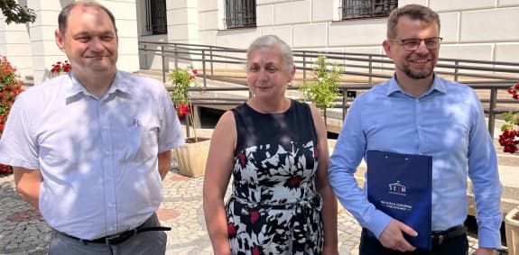 Jest odpowiedź wojewody i RIO w sprawie sprzedaży działki Kościołowi Baptystów