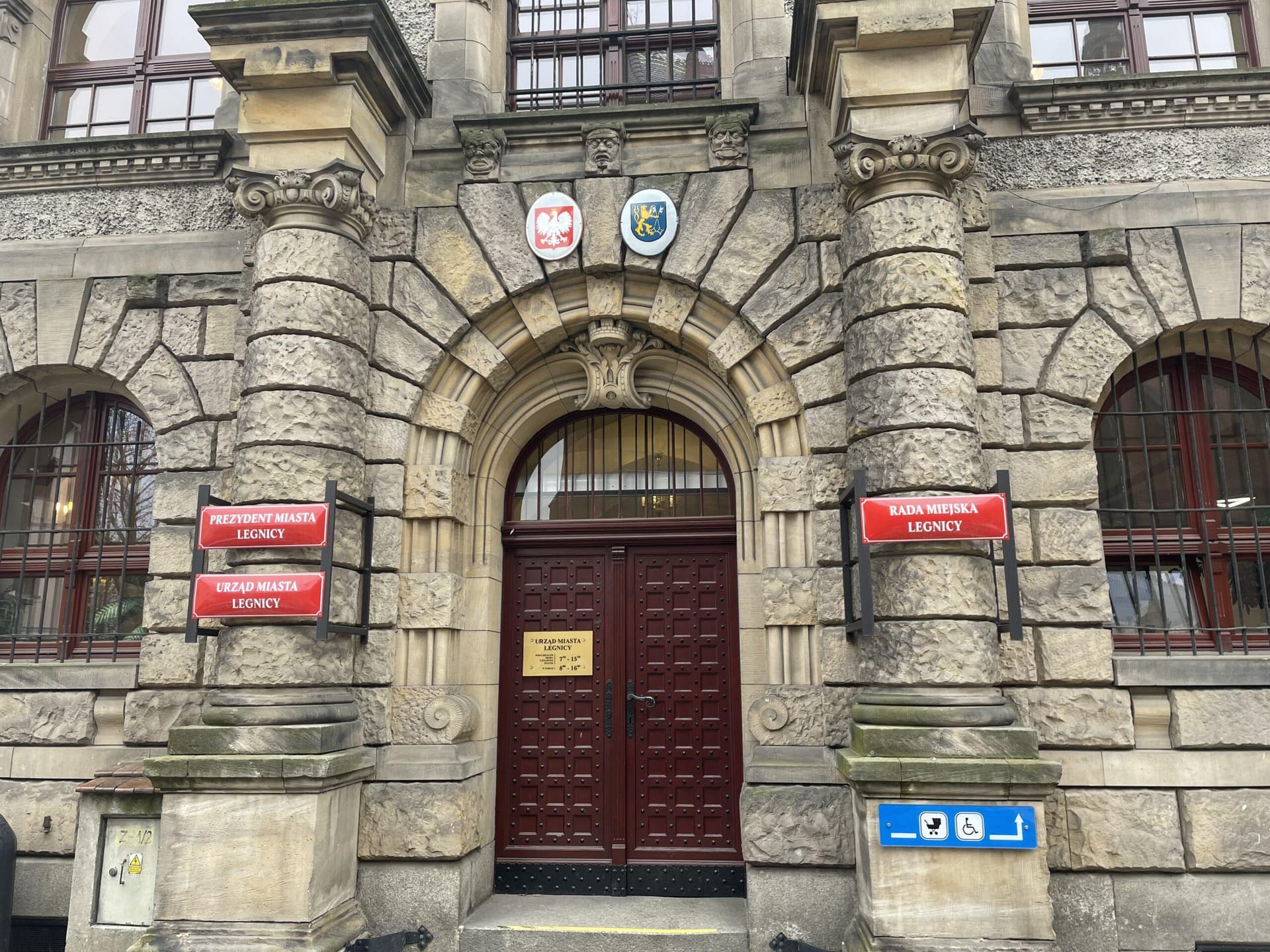 Już wiadomo za co prezydent Legnicy zwolnił z pracy dyrektora MOPS-u