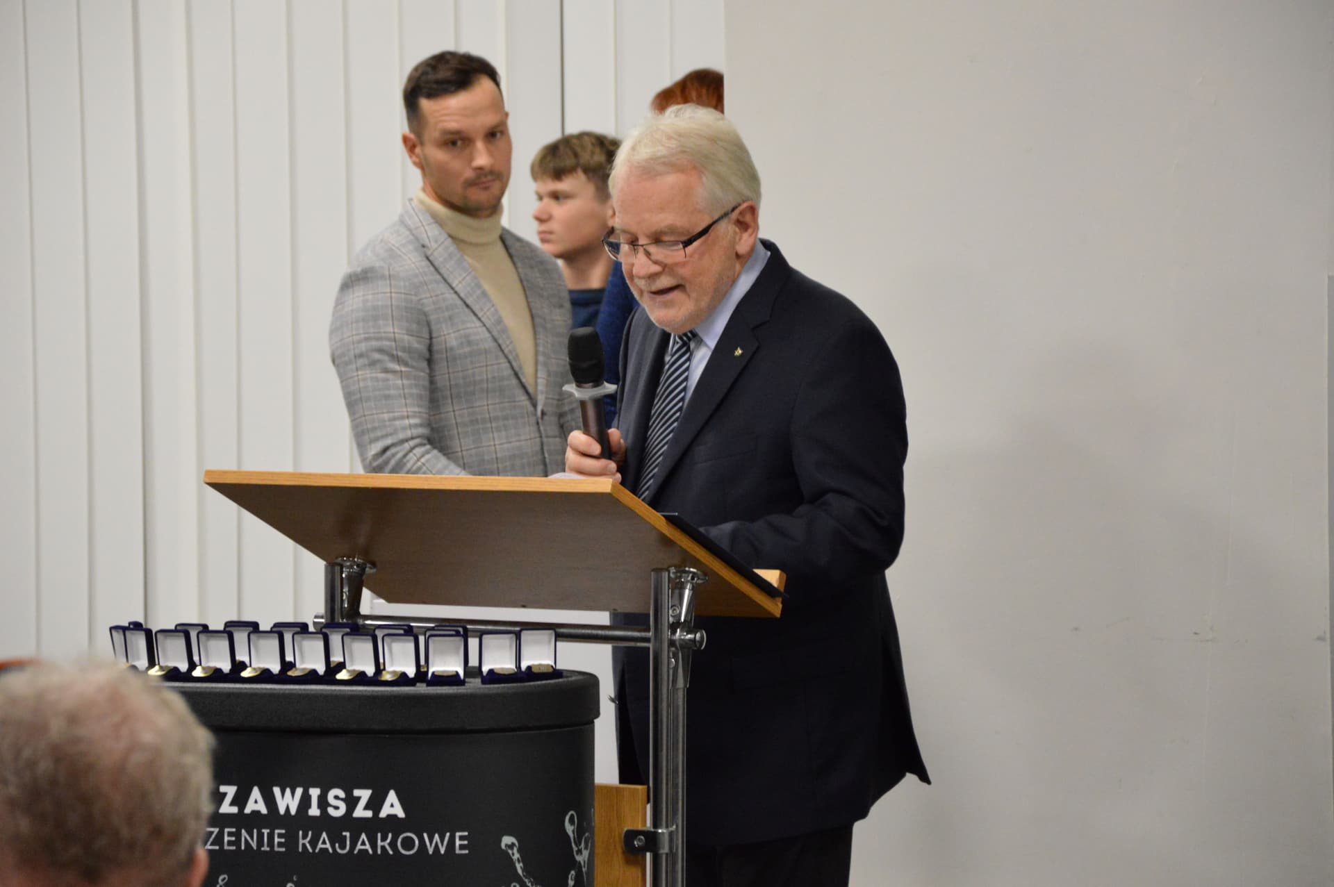 Kajakarski Zawisza Bydgoszcz przeszedł niedawno dużą zmianę. Po ponad 20 latach z funkcji prezesa zrezygnował Waldemar Keister. Jakie są powody takiej decyzji?