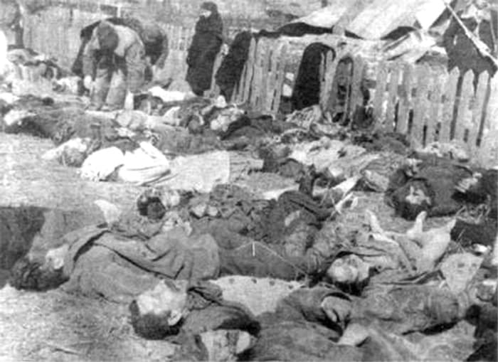 Kalendarium: 🖤 11 lipca 1943 r. – Krwawa niedziela na Wołyniu 🇵🇱 Narodowy Dzień Pamięci Ofiar Ludobójstwa dokonanego przez ukraińskich nacjonalistów na obywatelach II Rzeczypospolitej Polskiej 🖤 Rzeź wołyńska. Prof. Grzegorz Motyka: to była etniczna c