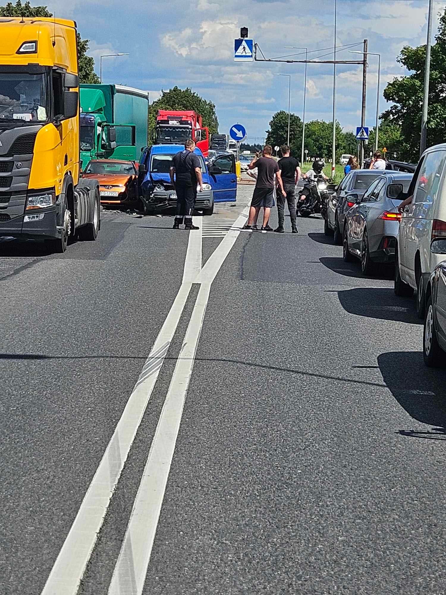 Karambol w Tarnowie Podgórnym. Uwaga na utrudnienia