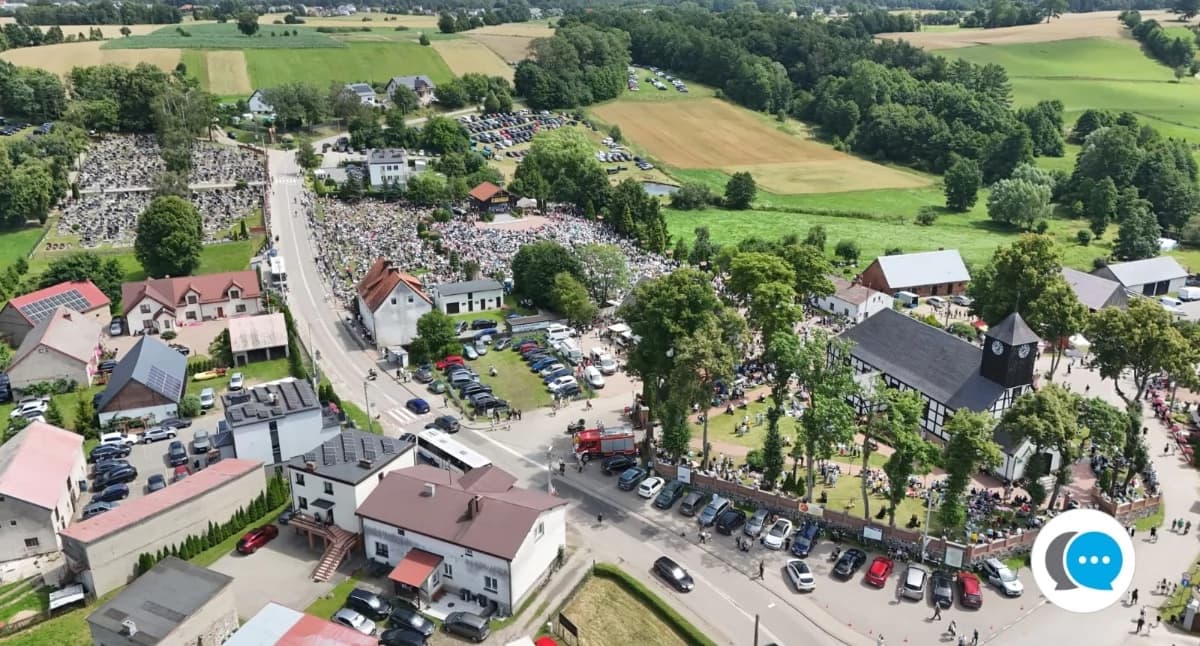 Kaszubi u stóp swojej Królowej. W Sianowie trwa odpust Matki Bożej Szkaplerznej