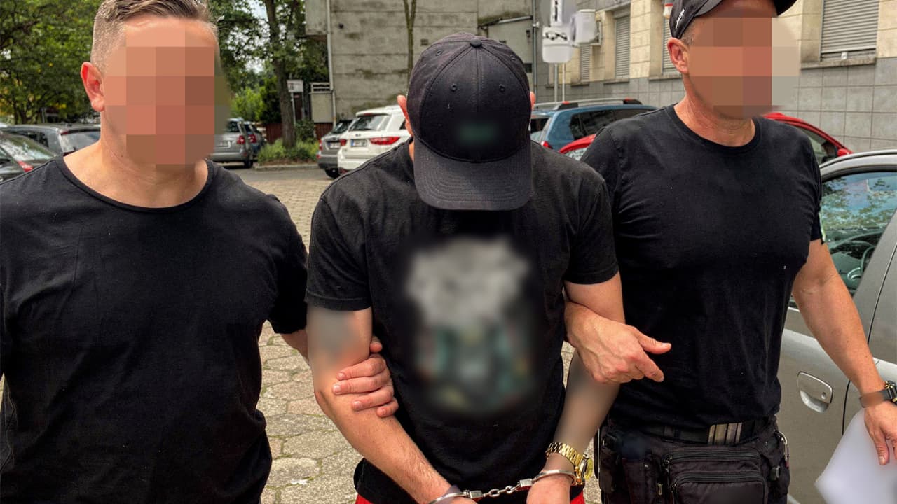 Kieleccy funkcjonariusze CBŚP rozbili gang przemytników narkotyków 20