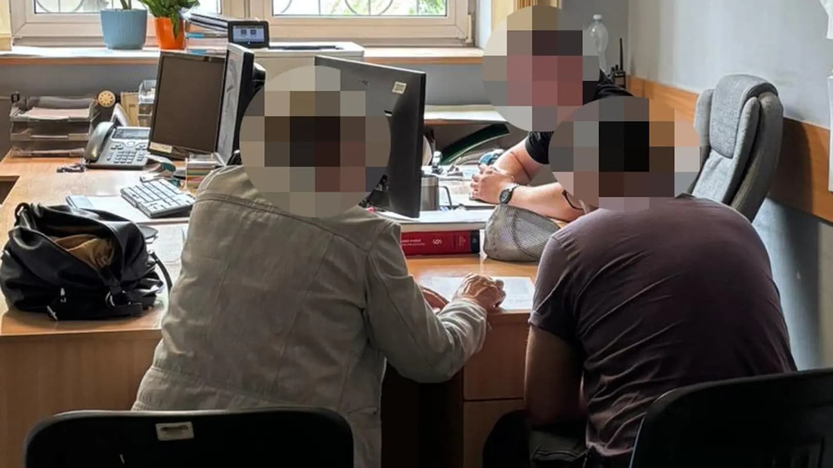 Kierował z sądowym zakazem i cofniętym prawem jazdy. Został zatrzymany