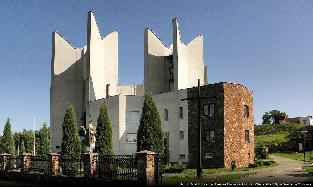 Kino Letnie w Starachowicach: „Powrót do przyszłości” na piątkowym seansie