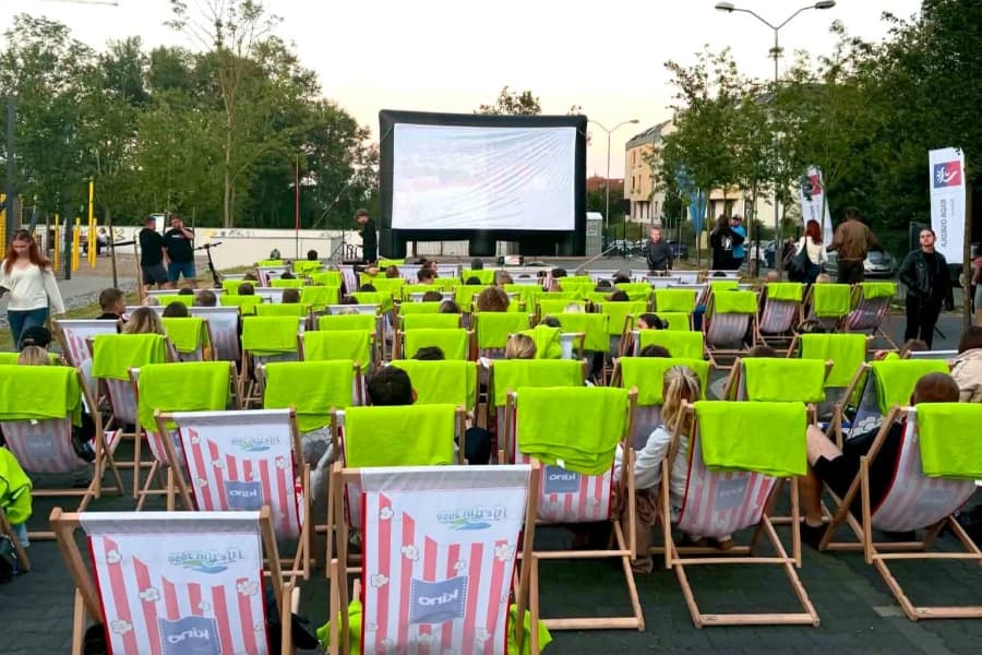 Kino na Leżakach zaprasza na kolejny seans. „8 Mila” w Wielgowie
