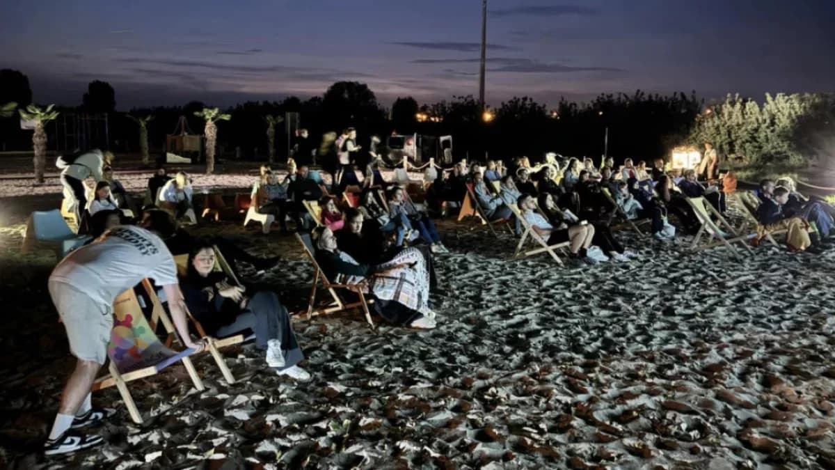 Kino pod gwiazdami w Łowiczu! Sprawdź, co i kiedy obejrzysz za darmo