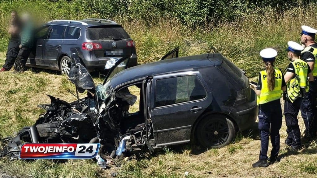Kłanino: Zderzenie dwóch pojazdów. 5 osób w szpitalu!