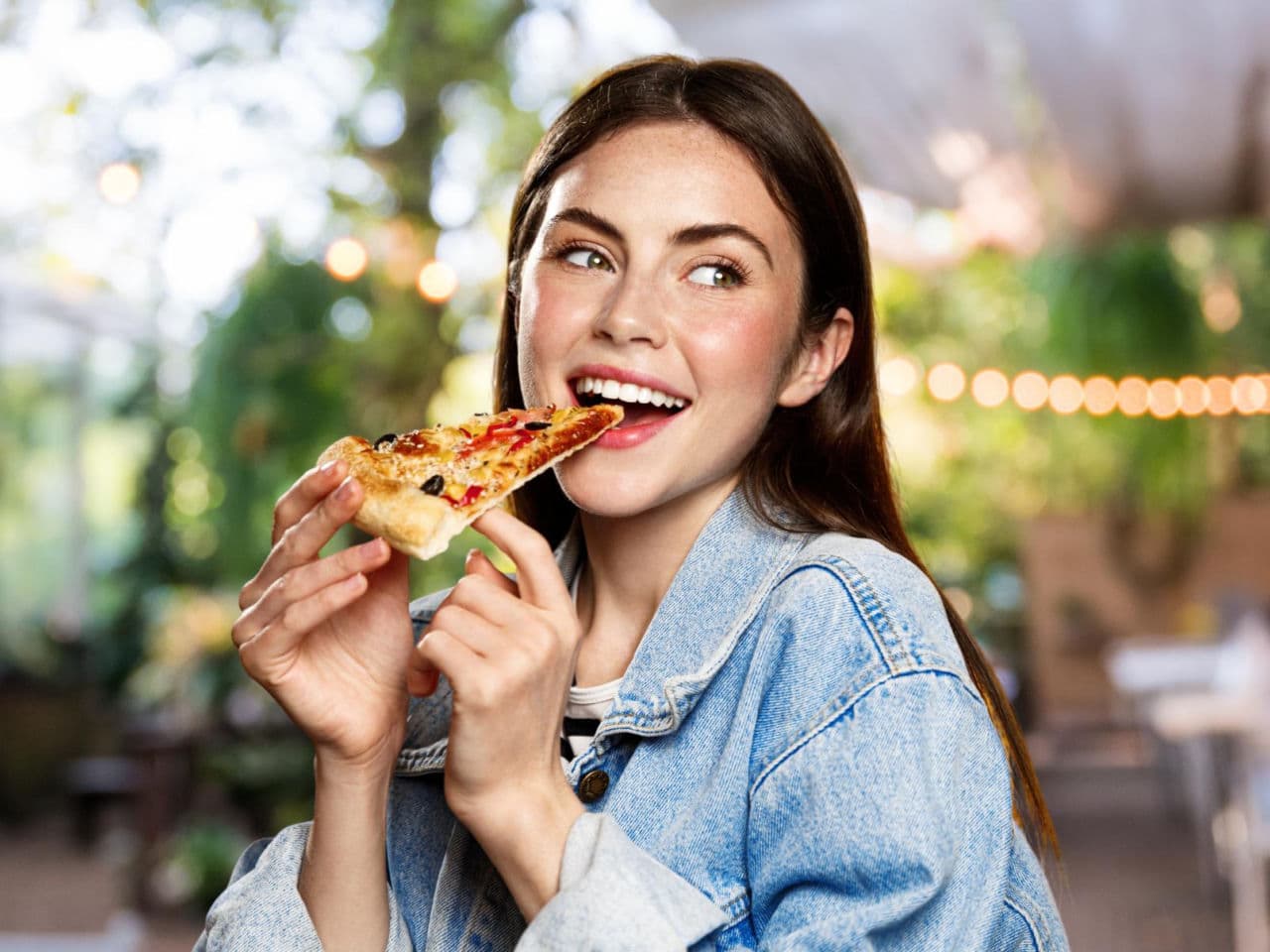 Klasyka czy egzotyka? Jaką pizzę najchętniej wybierają Polacy?