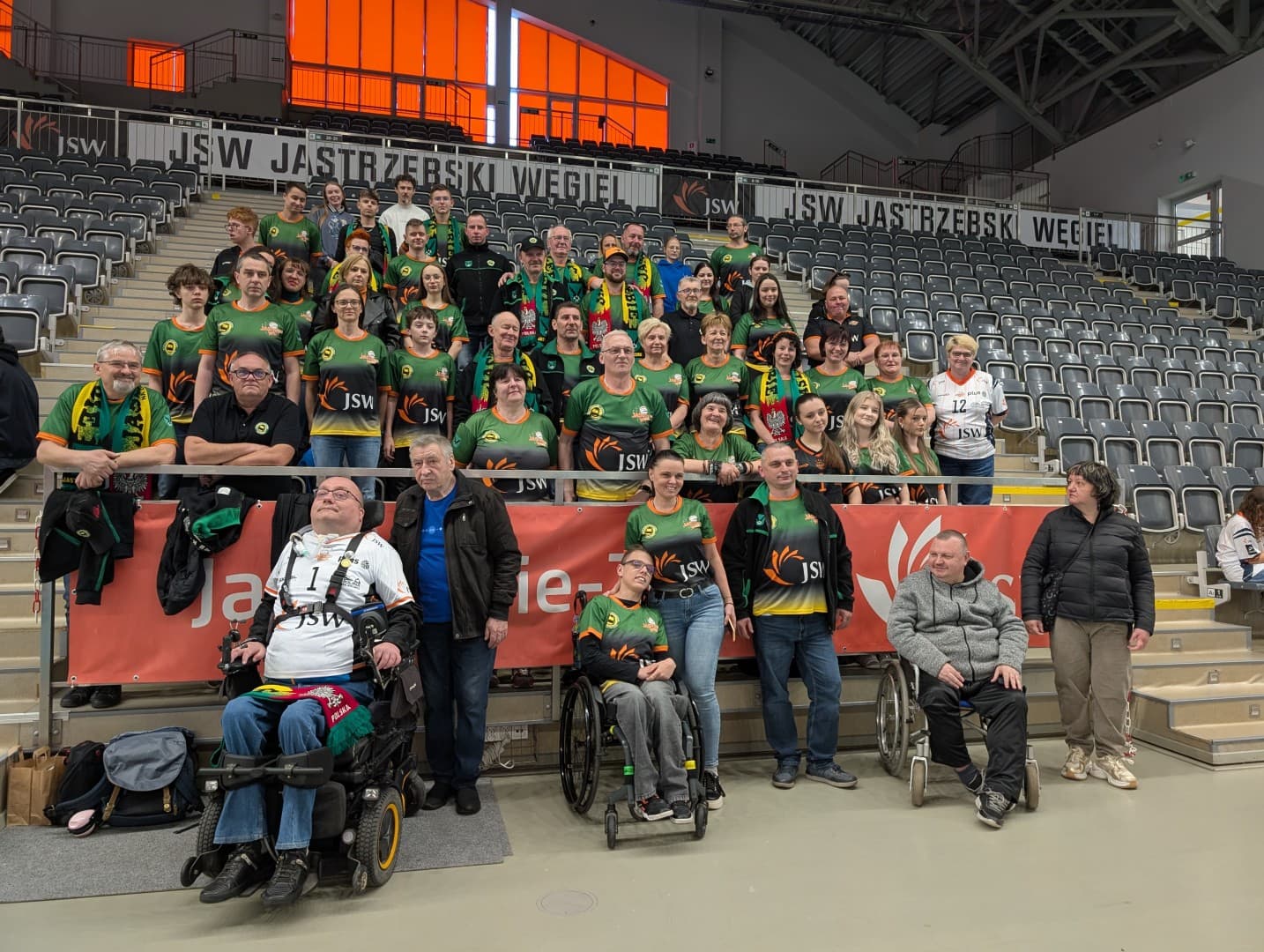 Klub Kibica Siatkówki Jastrzębie wydał oświadczenie w sprawie kibicowania drużynie Jastrzębie Barkom. Nie są jej przeciwni