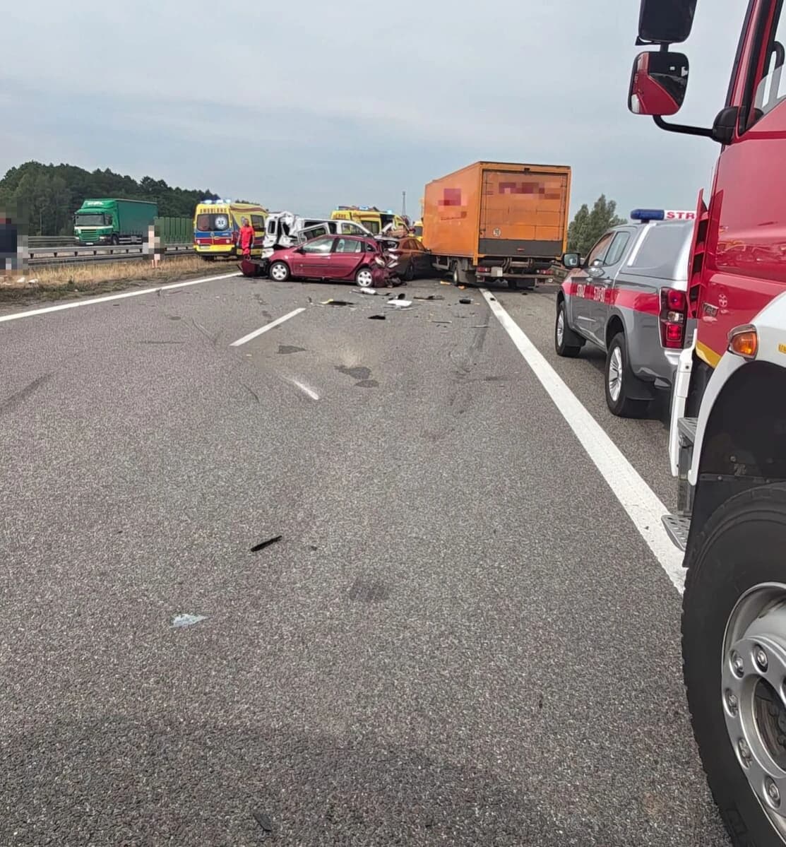 Kolejne zdarzenie drogowe na A4. Trasa w kierunku Krakowa całkowicie zablokowana
