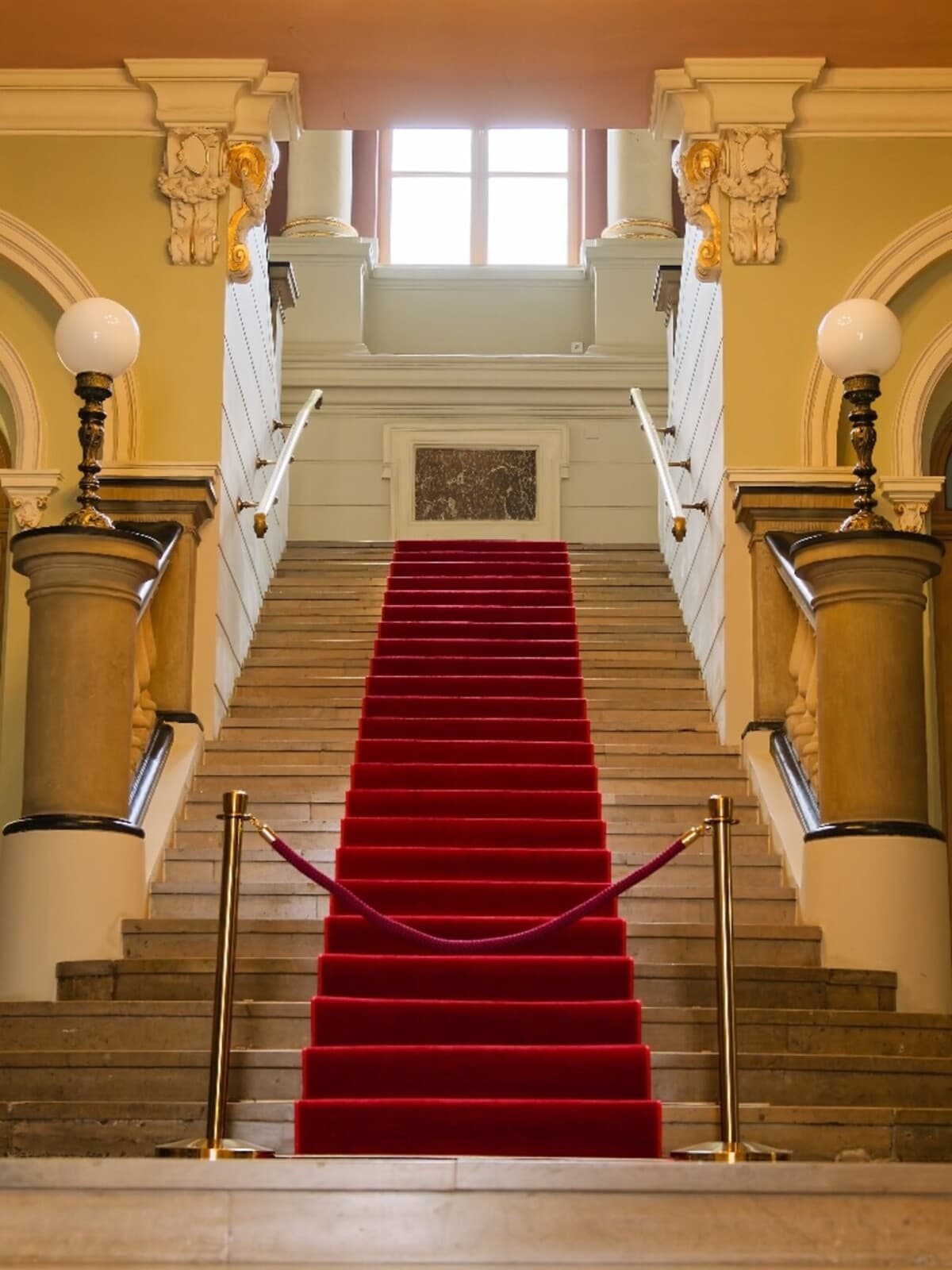 Kolejny etap remontu ratusza w Nowym Sączu. Potrzebne są kolejne milionyKolejny etap remontu ratusza w Nowym Sączu. Potrzebne są kolejne miliony