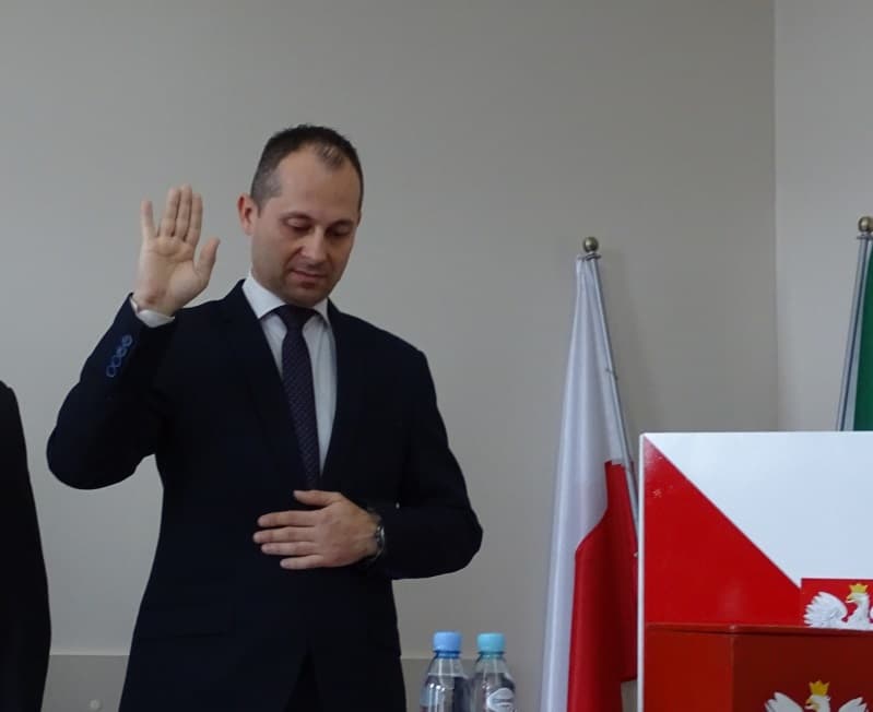 Kontrowersje wokół Sekretarza Barana i zatrudnienia jego partnerki – list czytelnika