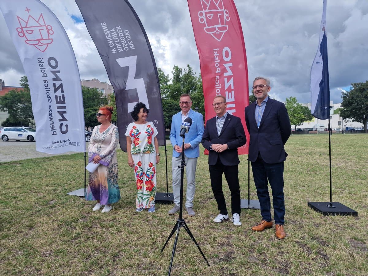 Koronacja Królewska pod władzą kobiet