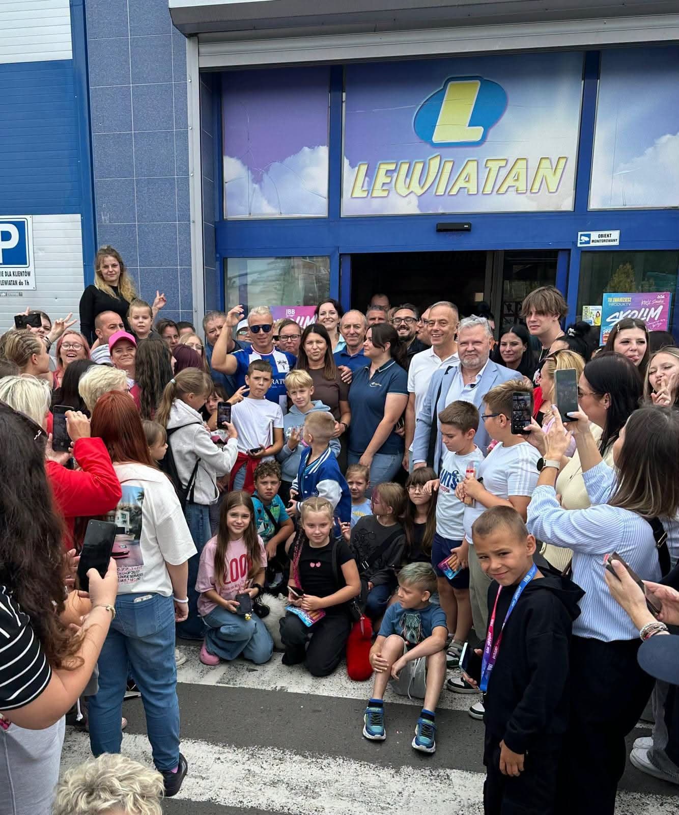 Król Latino w Słubicach i Rzepinie. Skolim spotkał się z fanami podczas trasy promocyjnej JBB Bałdyga (foto)