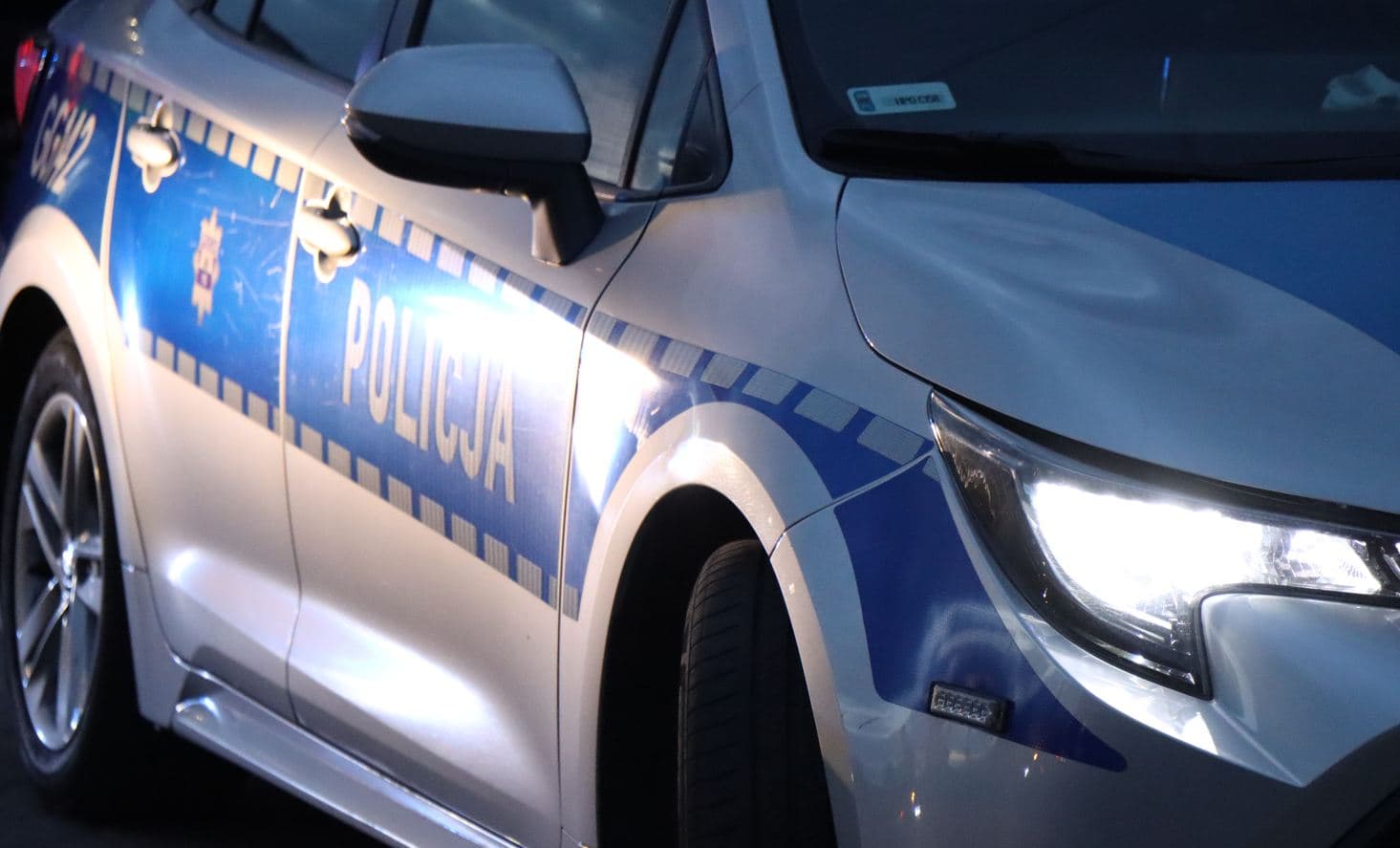 Kryminalni weszli do mieszkania 31-latka. Znaleźli marihuanę i mefedron