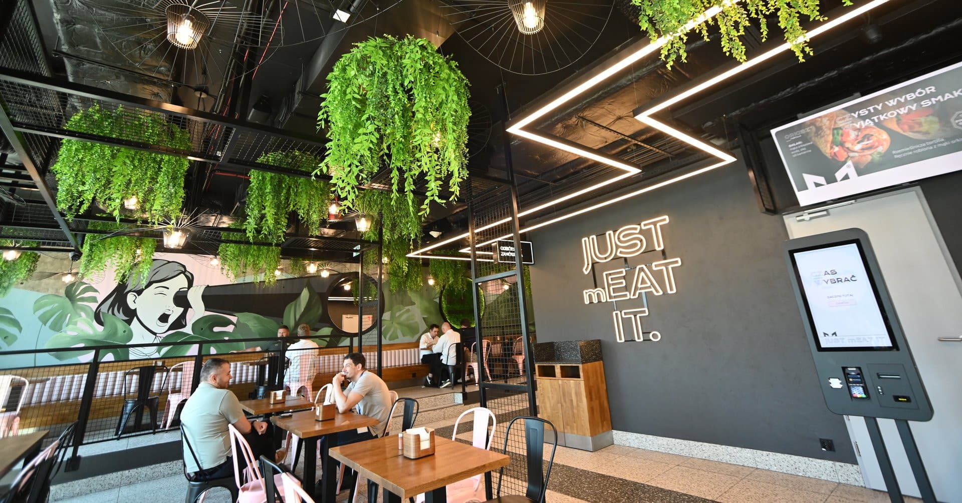 Książulo nie szczędził pochwał. Nowy Kebab podbija Warszawę