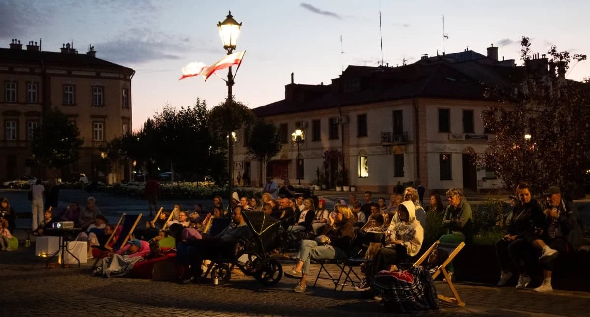 Kulturalne Lato w Mieście zainaugurowane! Muzyka klasyczna, kultowe kino i... wizyta ducha Marysieńki