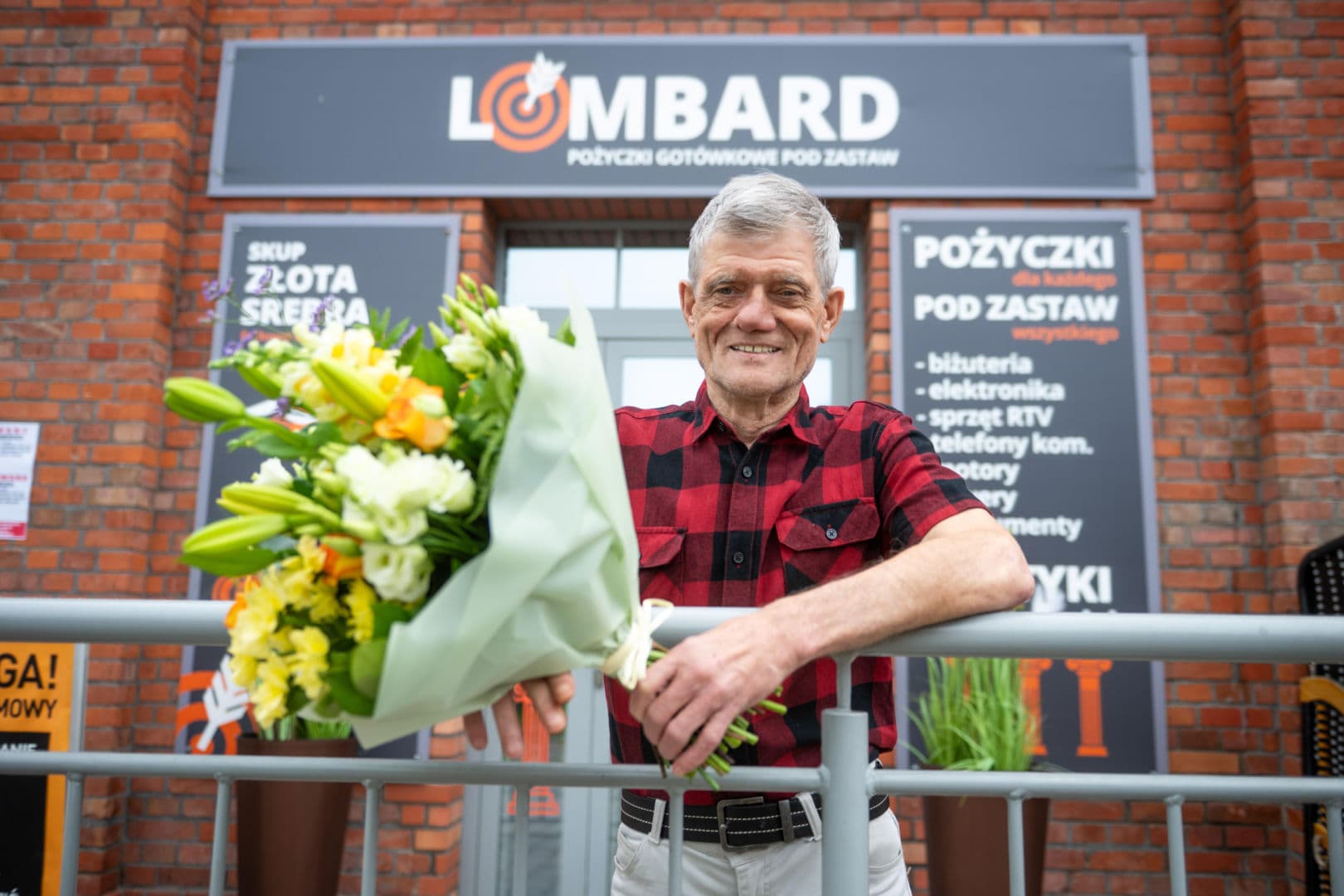 Legendarny "Edi" ma już 70 lat! Na planie "Lombardu" zgotowali mu prawdziwe święto