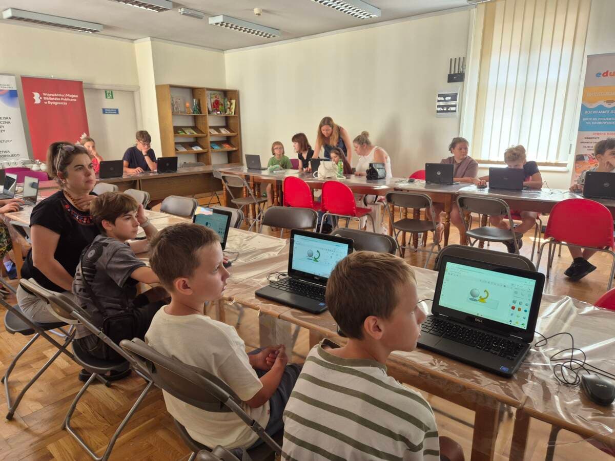 Letnia Akademia Recyklingu czyli jak wykonać druk 3D z kukurydzianego plastiku