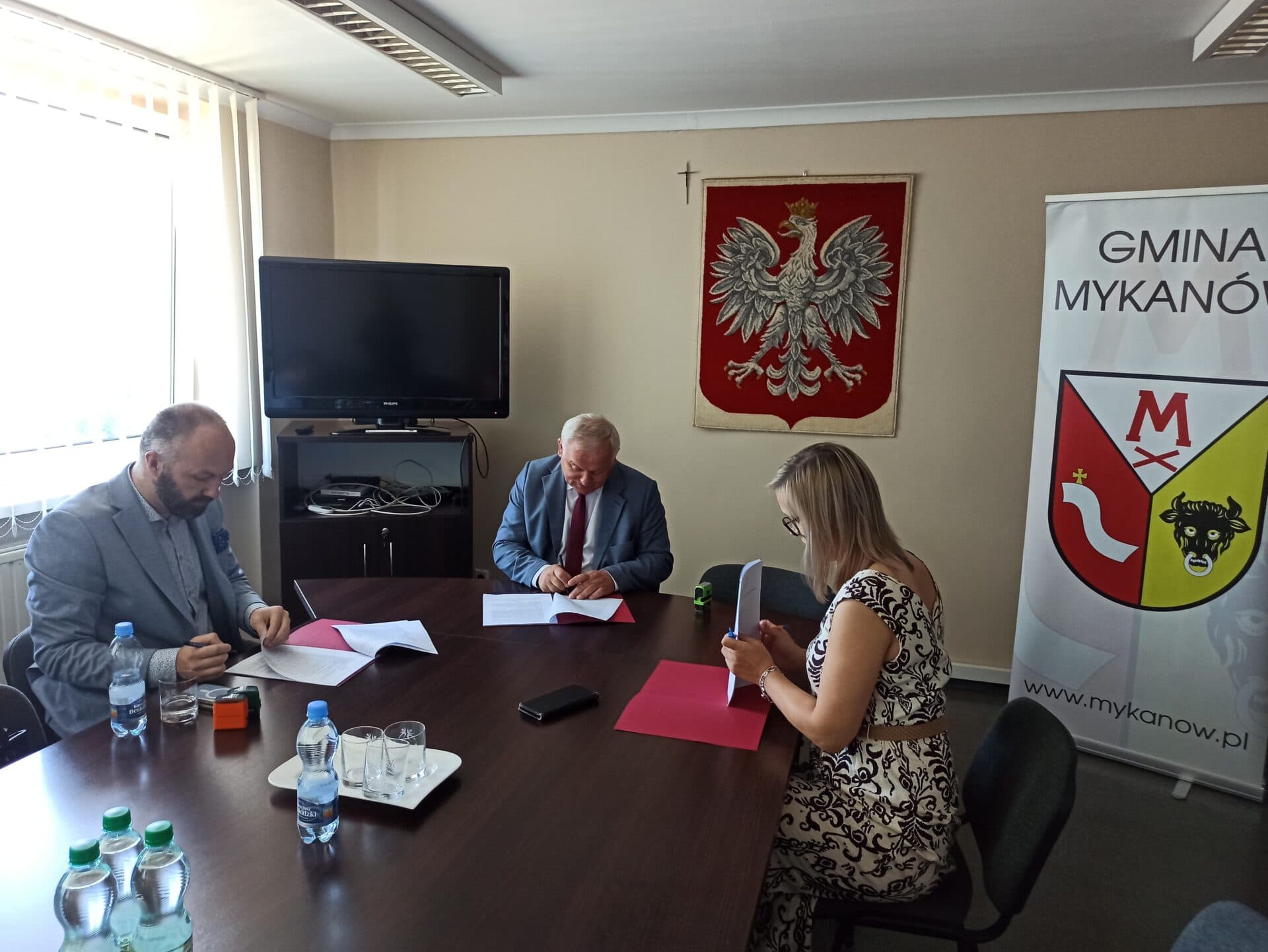 Likwidacja drugiego wysypiska niebezpiecznych odpadów w gminie Mykanów. Umowa podpisana