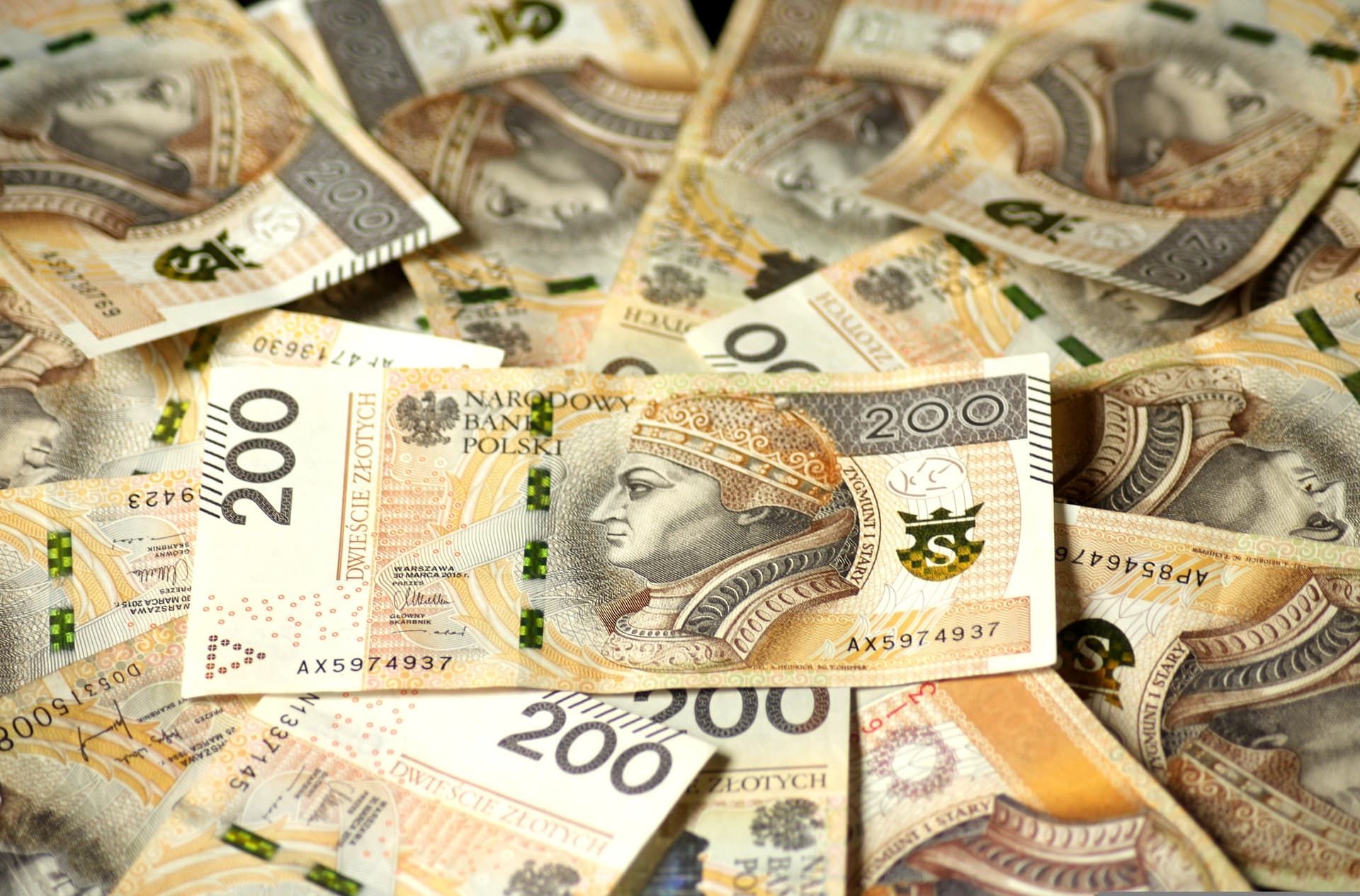 Łódzkie: ZUS wypłacił 10,2 mln zł w ramach świadczenia 300+