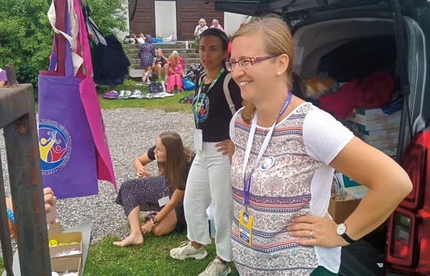 Ludzie pielgrzymki Nie wyobrażam sobie lata bez tych rekolekcji w drodze – mówi o Kieleckiej Pieszej Pielgrzymce na Jasną Górę Anna Kluk. Pielgrzymuje od 27 lat, a od 4...