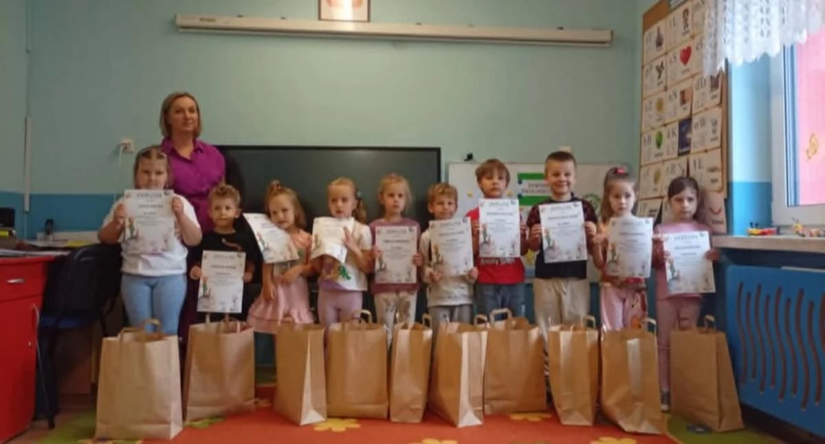 Mali artyści z Wieprza tworzą własne plane…