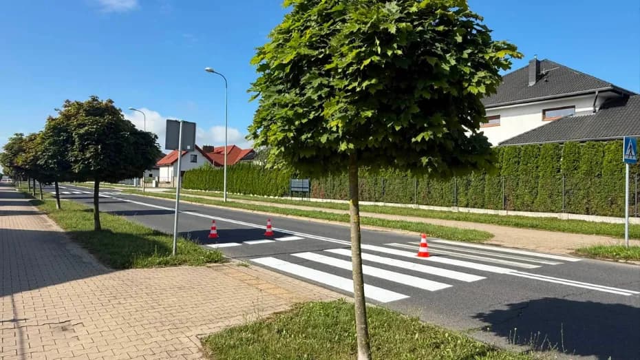 Malują pasy i odnawiają inne znaki poziome