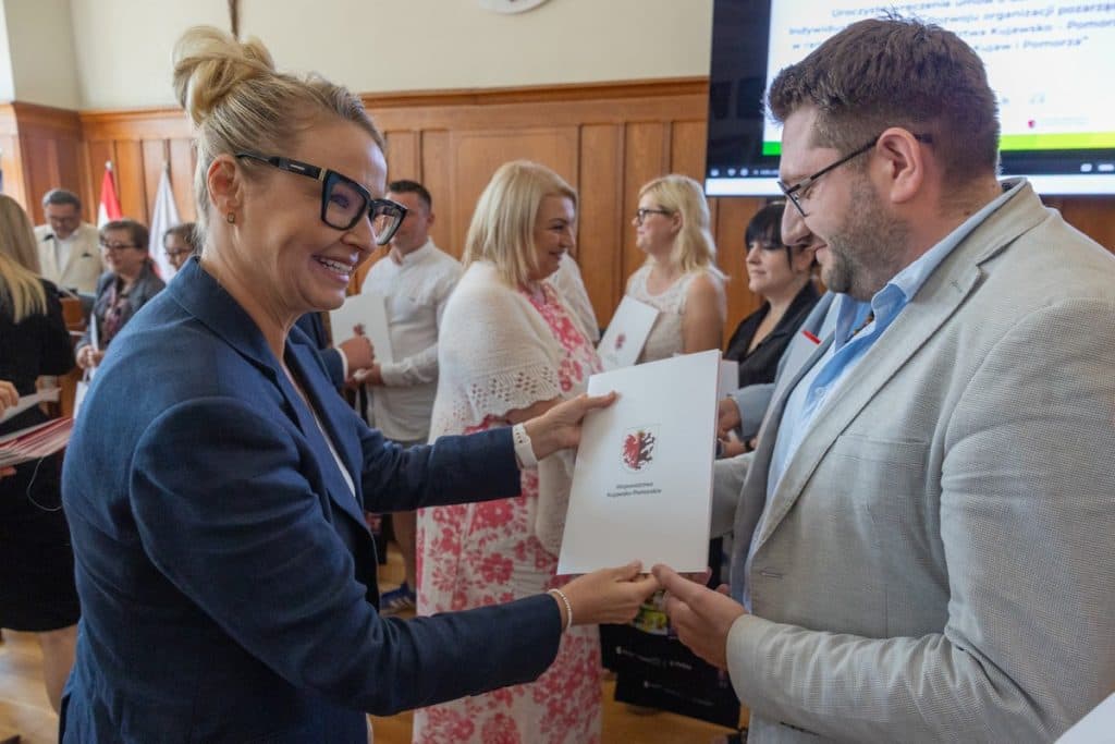 Milion złotych dla trzeciego sektora