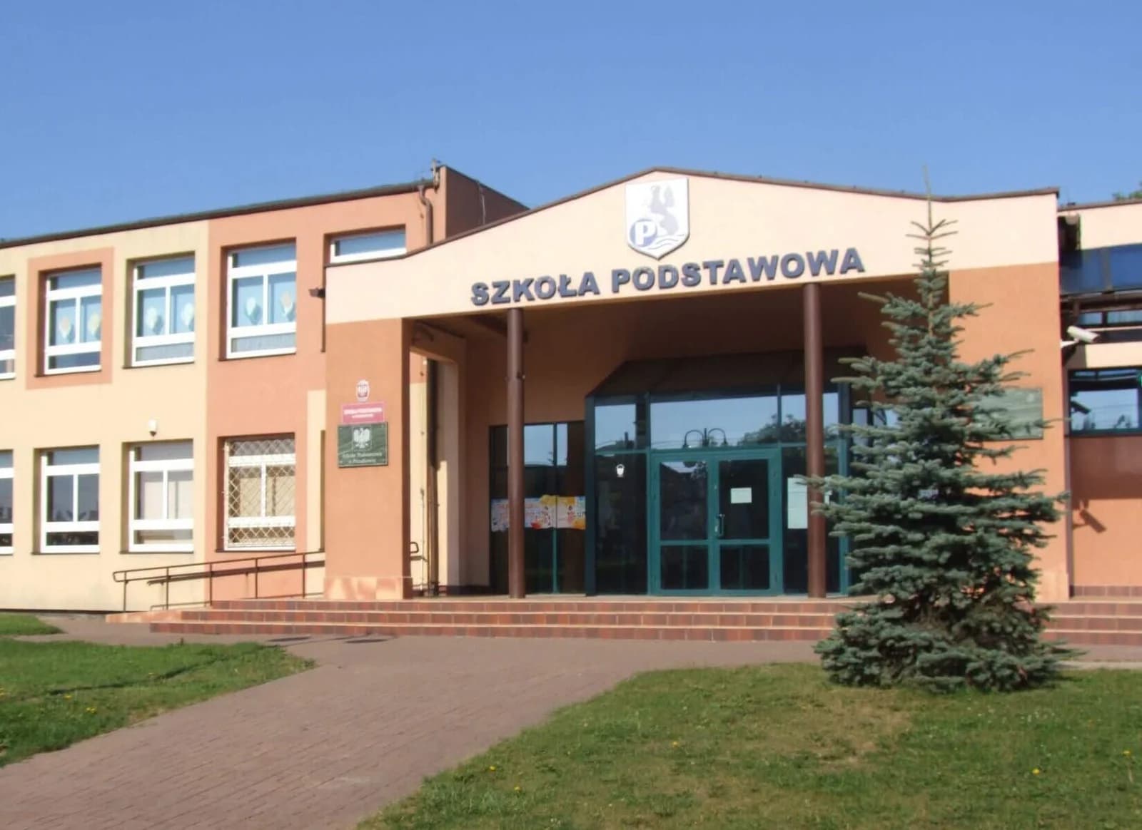 Milionowe inwestycje w gm. Przodkowo. Modernizacje obejmą szkołę, urząd i remizy OSP