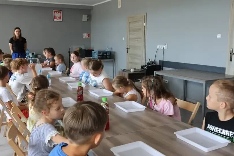 Młodzi kucharze z Blizanowa odkrywali tajniki kuchni molekularnej
