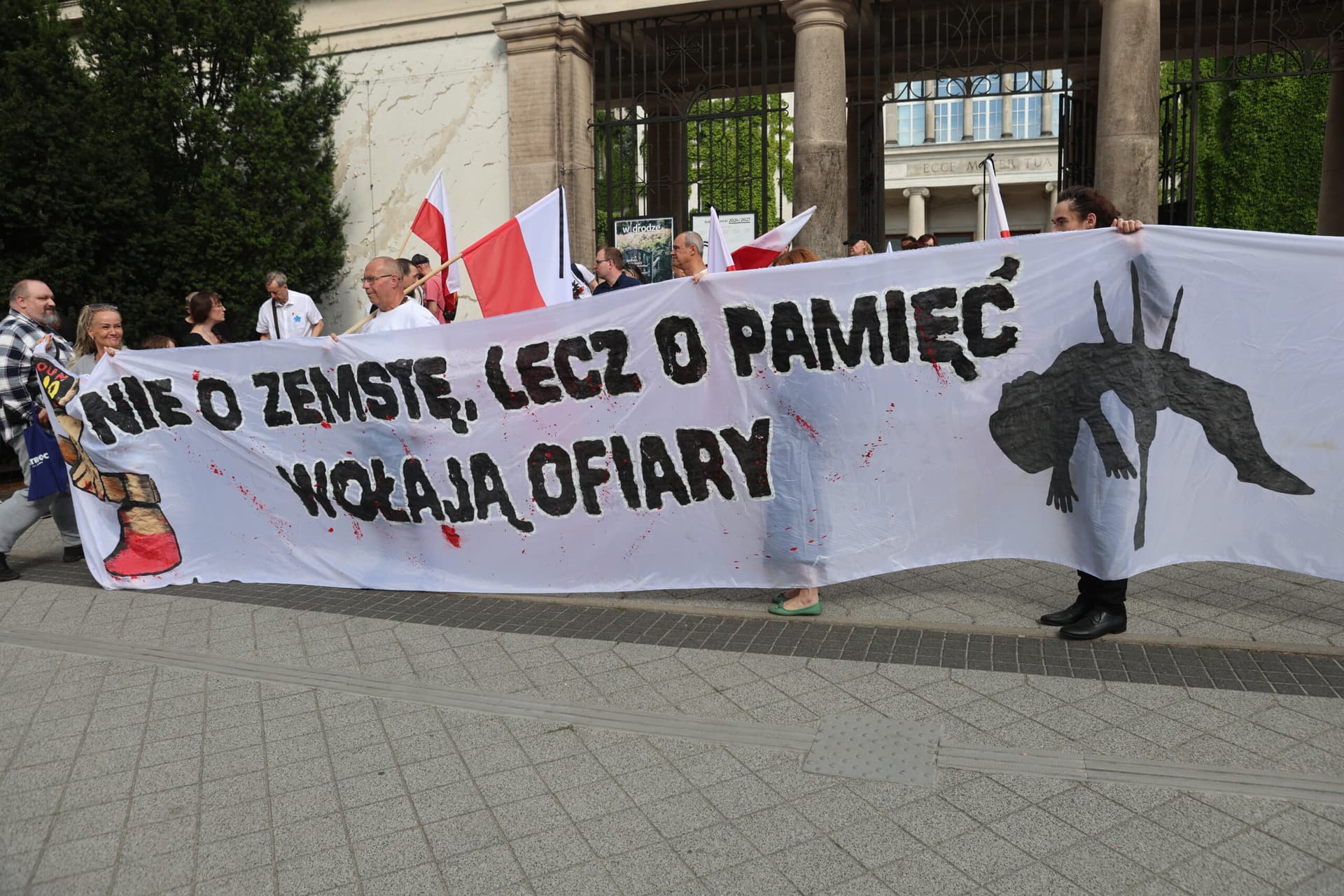 Młodzież Wszechpolska: „Nie o zemstę, lecz o pamięć chodzi”