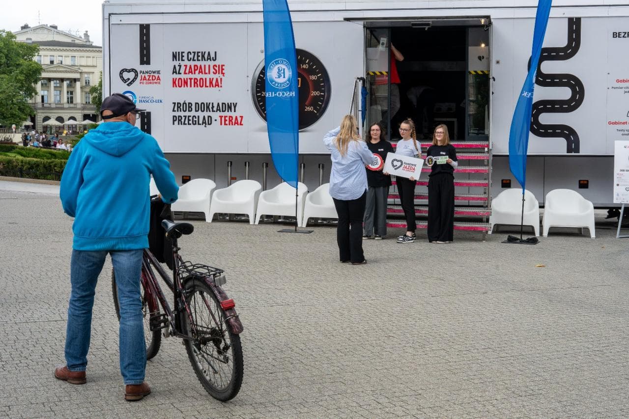 Mobilna Stacja Kontroli Zdrowia dotarła do Poznania